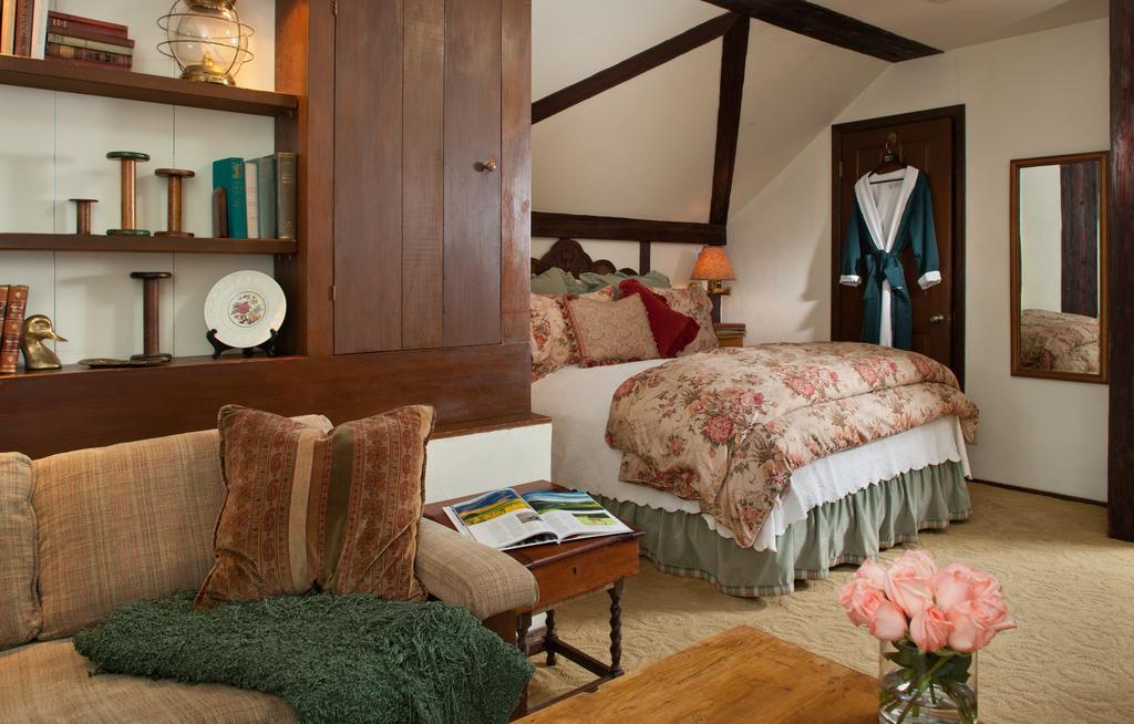 Old Monterey Inn Habitación foto