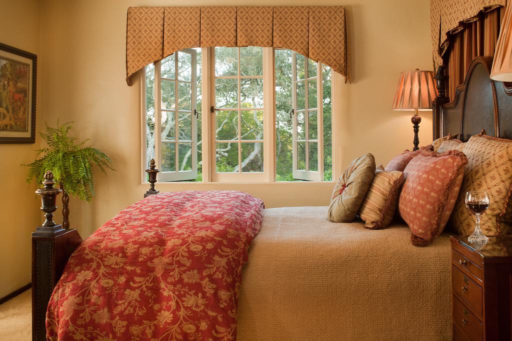 Old Monterey Inn Habitación foto